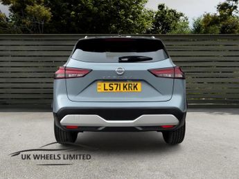 Nissan Qashqai 1.3 DIG-T MHEV N-Connecta XTRON Euro 6 (s/s) 5dr