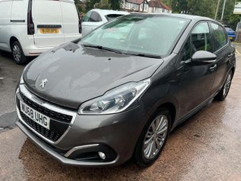 Peugeot 208 1.2 PureTech Signature Euro 6 (s/s) 5dr