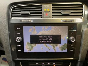 Volkswagen Golf 1.4 TSI BlueMotion Tech SE Nav DSG Euro 6 (s/s) 5dr