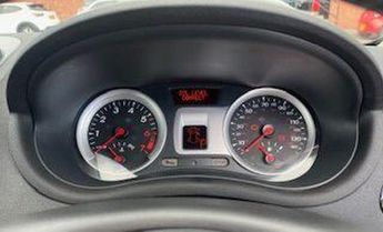 Renault Clio 1.6 VVT Dynamique TomTom Sport Tourer Auto Euro 5 5dr