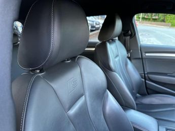 Audi S3 2.0 TFSI Black Edition Sportback S Tronic quattro Euro 6 (s/s) 5