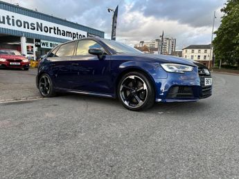 Audi S3 2.0 TFSI Black Edition Sportback S Tronic quattro Euro 6 (s/s) 5