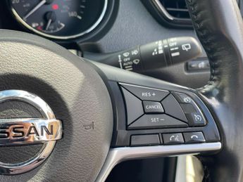 Nissan X-Trail 1.6 dCi N-Connecta XTRON Euro 6 (s/s) 5dr