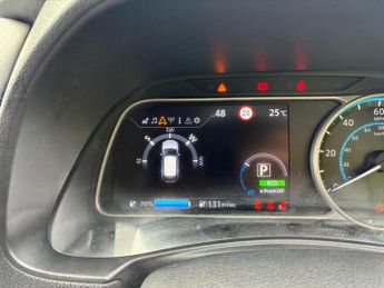 Nissan Leaf 40kWh N-Connecta Auto 5dr