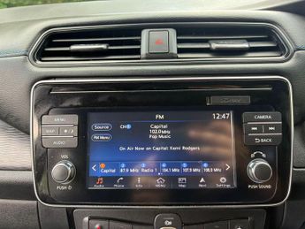 Nissan Leaf 40kWh N-Connecta Auto 5dr