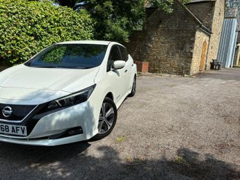 Nissan Leaf 40kWh N-Connecta Auto 5dr