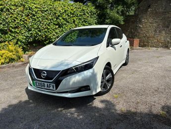 Nissan Leaf 40kWh N-Connecta Auto 5dr