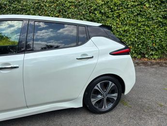 Nissan Leaf 40kWh N-Connecta Auto 5dr