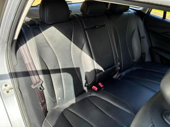 MG MG5 52.5kWh Exclusive Auto 5dr