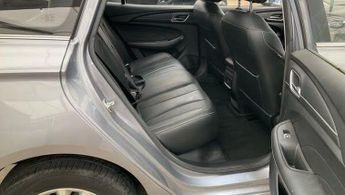 MG MG5 52.5kWh Exclusive Auto 5dr