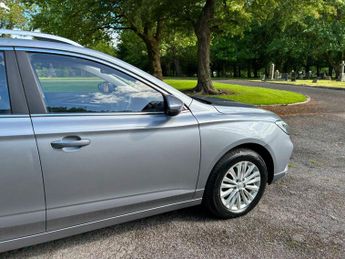 MG MG5 52.5kWh Exclusive Auto 5dr