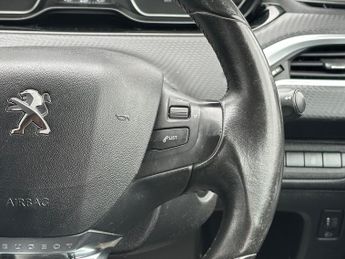 Peugeot 2008 1.2 PureTech Active Euro 6 5dr