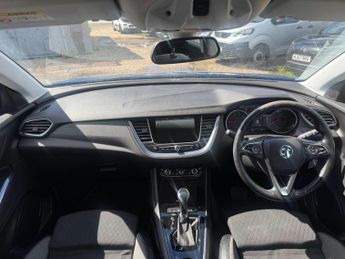 Vauxhall Grandland X 1.2 Turbo Sport Nav Auto Euro 6 (s/s) 5dr