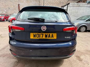 Fiat Tipo 1.4 MPI Lounge Euro 6 5dr