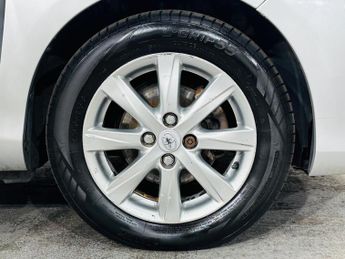 Toyota Yaris 1.33 Dual VVT-i TR Multidrive S Euro 5 5dr