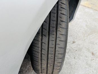 Toyota Yaris 1.33 Dual VVT-i TR Multidrive S Euro 5 5dr