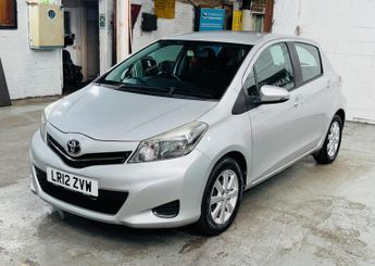 Toyota Yaris 1.33 Dual VVT-i TR Multidrive S Euro 5 5dr