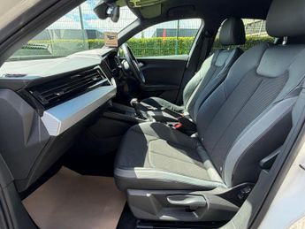 Audi A1 1.5 TFSI 35 S line Sportback S Tronic Euro 6 (s/s) 5dr