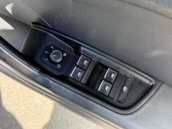 Audi A1 1.5 TFSI 35 S line Sportback S Tronic Euro 6 (s/s) 5dr