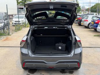 MG MG4 64kWh Trophy Long Range Auto 5dr