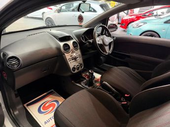 Vauxhall Corsa 1.4i 16v SXi 3dr