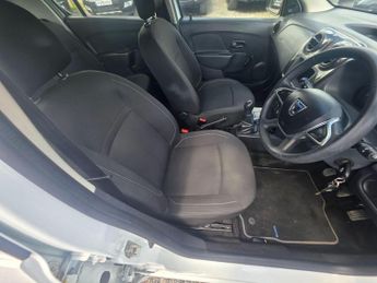 Dacia Sandero 1.0 SCe Access Euro 6 5dr