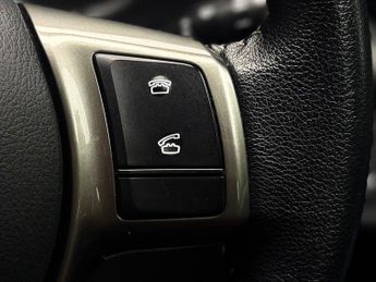 Toyota Yaris 1.5 VVT-h Icon E-CVT Euro 6 5dr