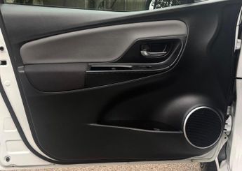 Toyota Yaris 1.5 VVT-h Icon E-CVT Euro 6 5dr