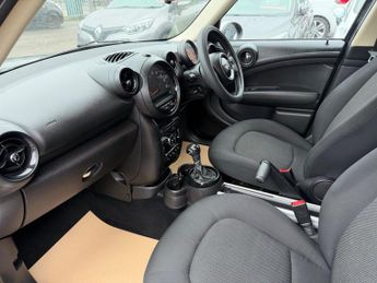 MINI Countryman 1.6 Cooper Auto Euro 6 5dr