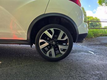 Nissan Juke 1.6 n-tec Euro 5 5dr (17in Alloy)
