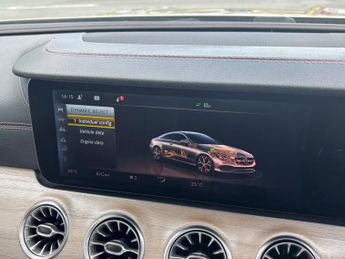 Mercedes-Benz E Class 3.0 E350d V6 AMG Line (Premium Plus) G-Tronic+ 4MATIC Euro 6 (s/
