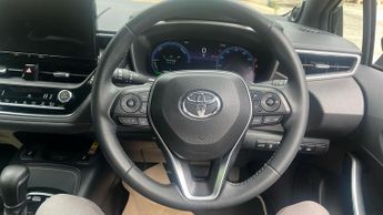 Toyota Corolla 2.0 VVT-h Excel Touring Sports CVT Euro 6 (s/s) 5dr