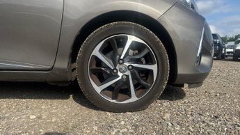 Toyota Yaris 1.5 VVT-h Excel E-CVT Euro 6 (s/s) 5dr