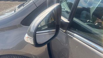 Toyota Yaris 1.5 VVT-h Excel E-CVT Euro 6 (s/s) 5dr