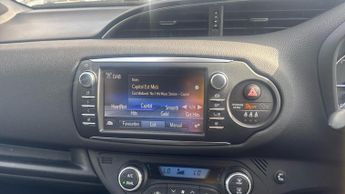 Toyota Yaris 1.5 VVT-h Excel E-CVT Euro 6 (s/s) 5dr