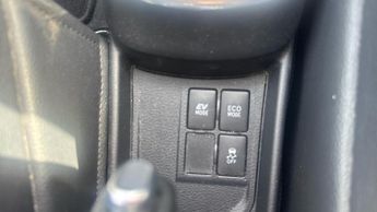 Toyota Yaris 1.5 VVT-h Excel E-CVT Euro 6 (s/s) 5dr