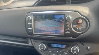 Toyota Yaris 1.5 VVT-h Excel E-CVT Euro 6 (s/s) 5dr
