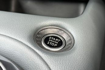 Nissan Juke 1.0 DIG-T (117ps) N-Connecta