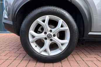 Nissan Juke 1.0 DIG-T (117ps) N-Connecta