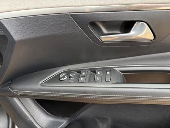 Peugeot 3008 1.2 PureTech GT EAT Euro 6 (s/s) 5dr