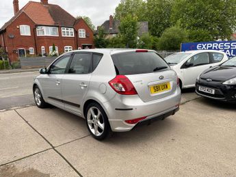 Kia Ceed 1.6 CRDi 3 Auto Euro 5 5dr