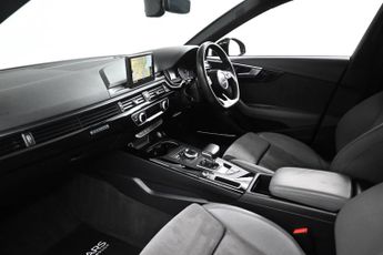 Audi A4 2.0 TDI S line S Tronic quattro Euro 6 (s/s) 4dr