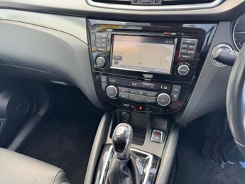 Nissan Qashqai 1.2 DIG-T Tekna XTRON Euro 6 (s/s) 5dr