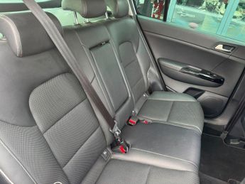 KIA SPORTAGE 1.6 CRDi 4 SUV 5dr Diesel DCT Euro 6 (s/s) (134 bhp) **FINANCE O