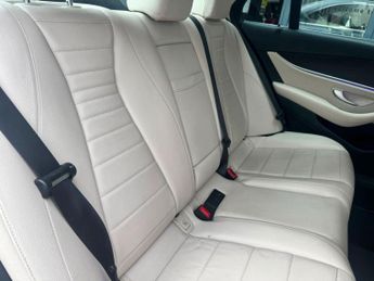 MERCEDES-BENZ E-CLASS 2.0 E220d SE Saloon 4dr Diesel G-Tronic+ Euro 6 (s/s) (194 ps) *
