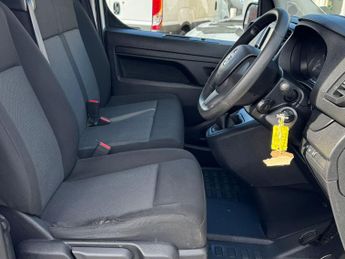 Vauxhall Vivaro 1.5 Turbo D 2900 Prime Panel Van 6dr Diesel Manual L2 H1 Euro 6 