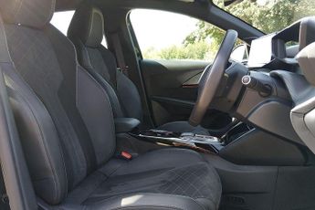 Peugeot E-208 50kWh GT Premium Hatchback 5dr Electric Auto (136 ps)
