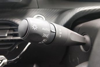 Peugeot E-208 50kWh Allure Premium Hatchback 5dr Electric Auto (7kW Charger) (