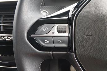 Peugeot E-208 50kWh Allure Premium Hatchback 5dr Electric Auto (7kW Charger) (