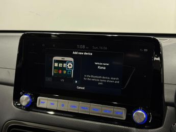 Hyundai KONA 64kWh Premium Auto 5dr (10.5kW Charger)